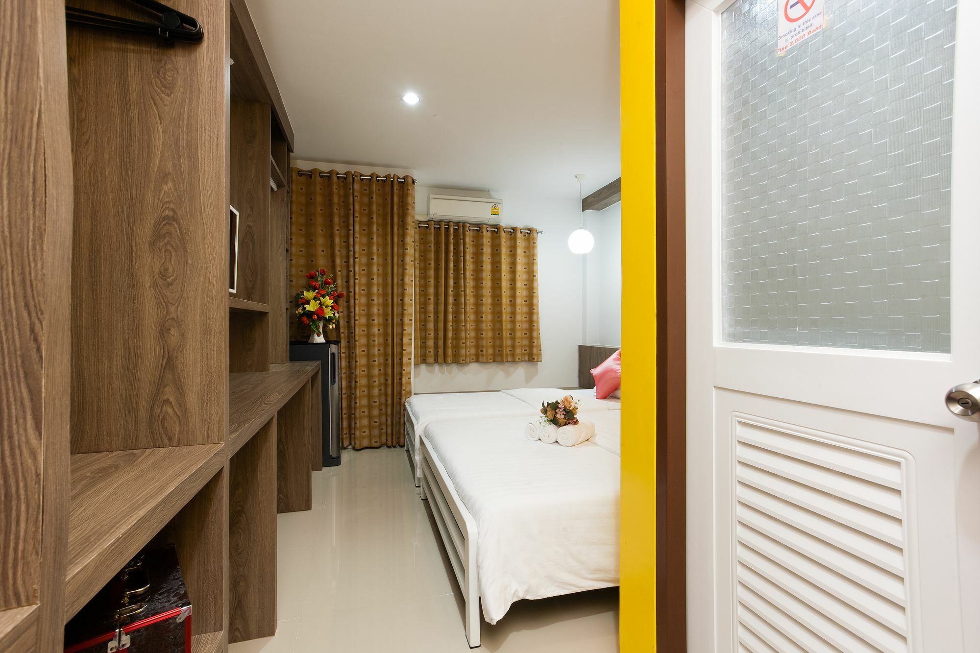 Le Clarita Aparthotel Bangkok Exterior photo